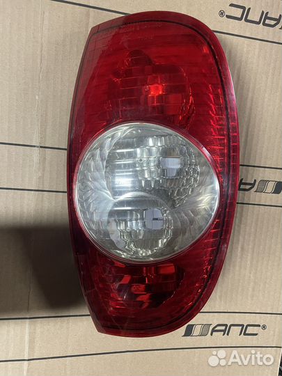 Фара задняя левавая Нива Шевролет