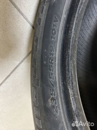 Hankook Dynapro HP2 RA33 235/55 R19 101V