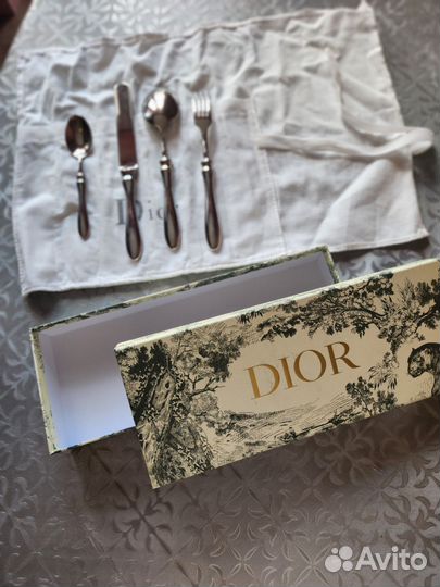 Набор столовых приборов dior