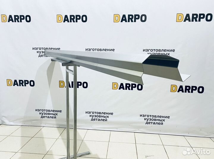 Пороги для Peugeot 308 2007-2014 (T7)