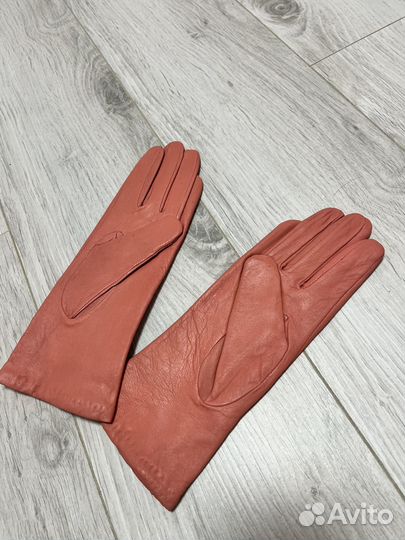 Перчатки женские кожаные