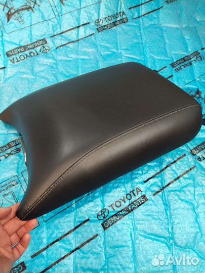 Подлокотник Lexus Lx 570 2015-2021