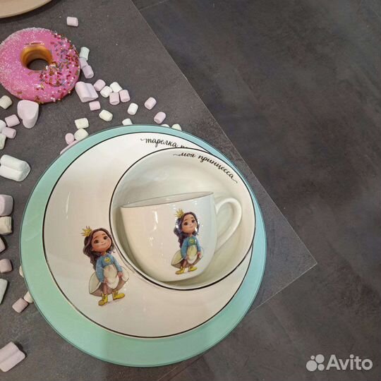 Декорированные подушки, фартуки для малышей