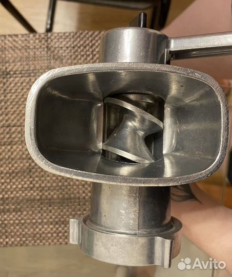 Мясорубка ручная