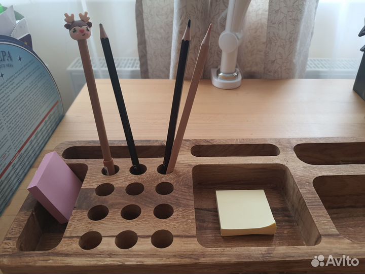 Подставка-органайзер Asus из дерева для канц