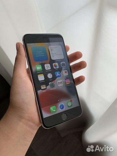 Телефон iPhone 6s Plus