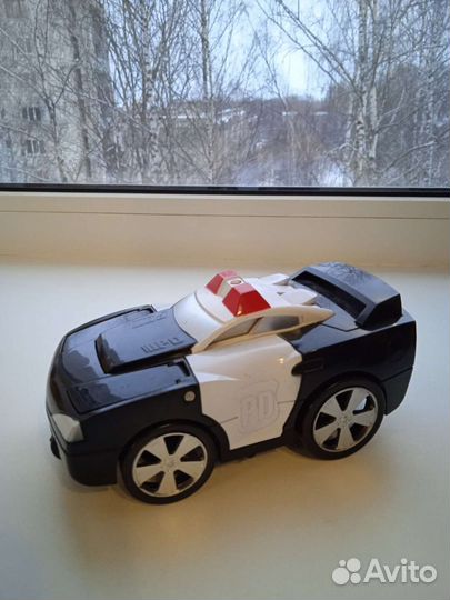 Игрушка машина трансформер