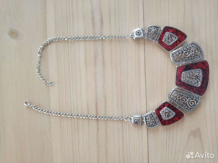 Ожерелье, бижутерия