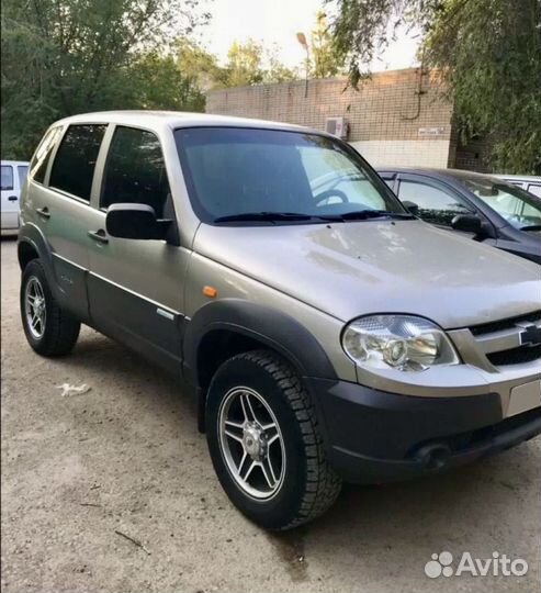 Chevrolet Niva 1.7 МТ, 2011, 129 800 км