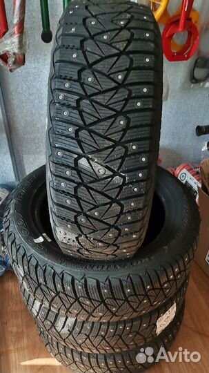 Goodyear Ultragrip 600 225/55 R17 101T