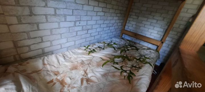 Двухъярусная кровать