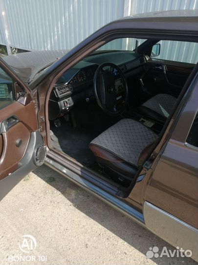 Mercedes-Benz W124 2.0 МТ, 1989, 500 000 км