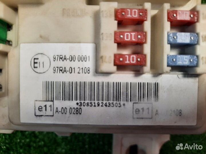 Блок предохранителей салонный Ford Focus 2 хэтчбек