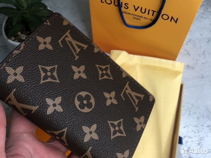 Обложка на паспорт louis vuitton