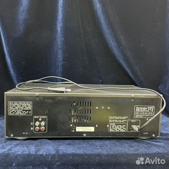 Кассетная дека Technics RS-TR575 Магнитофон (сзр)