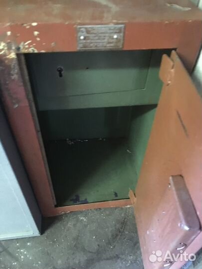 Сейф металлический бу