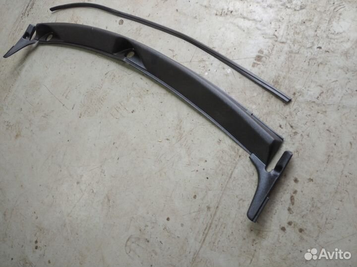 Жабо стеклоочистителей LADA Ларгус 2012-2024