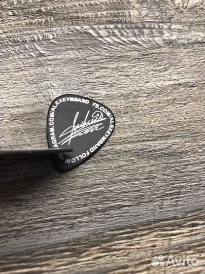Медиатор для гитары ручная Авторская работа