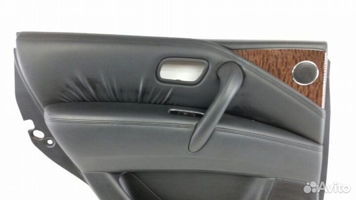 Обшивка двери задняя левая Nissan Patrol Y62