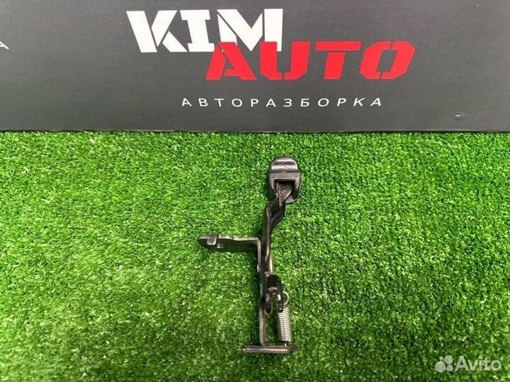 Ручка открывания бензобака Kia Ceed 1 Ed Hb 1.4
