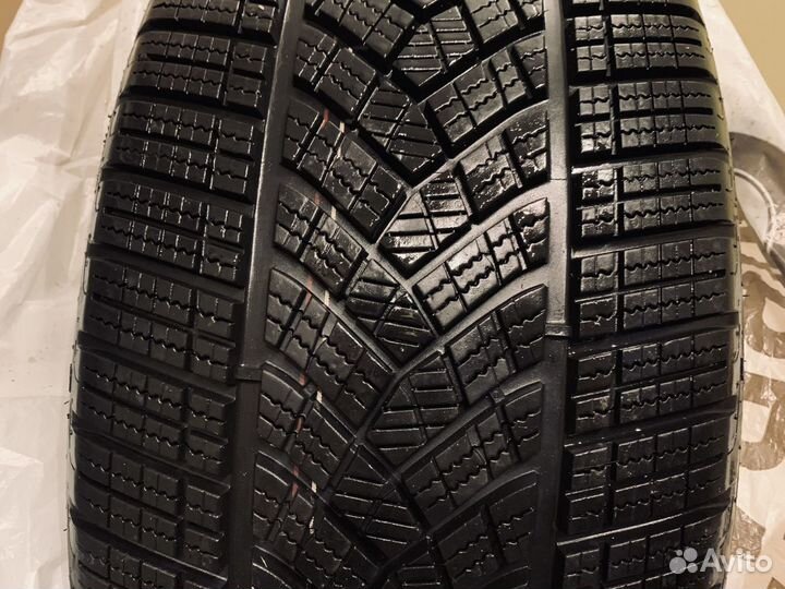 Goodyear UltraGrip Performance Gen-1 245/45 R20