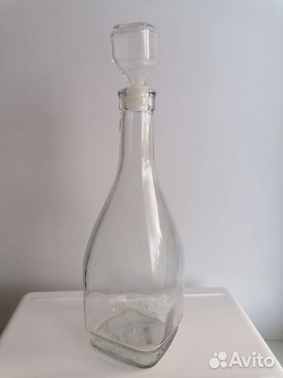 Бутылка стеклянная
