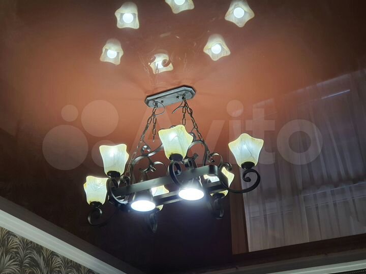 Коттедж 350 м² на участке 7 сот.