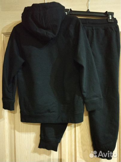 Новый спорт.костюм Ciraf (FIN) unisex р.122