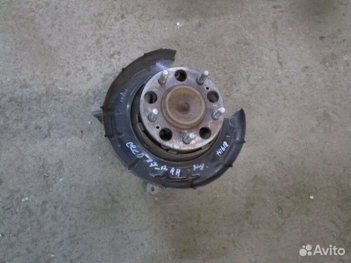 Кулак поворотный задний правый Kia Ceed 2007-2012