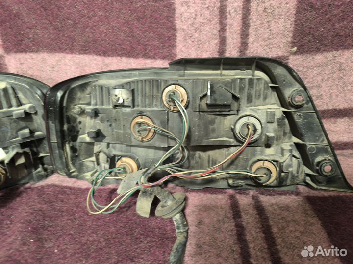 Стоп сигналы Тойота Чайзер 100