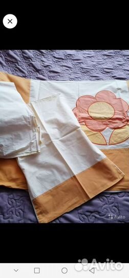 Бортики в кроватку и комплект белья