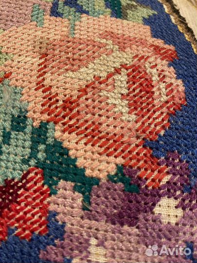 Подушка с вышивкой, винтаж