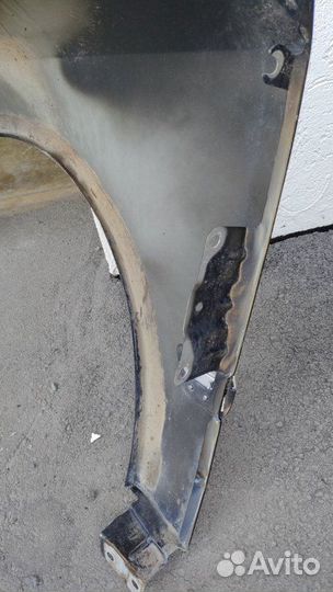 Крыло переднее правое Audi A8 D3 6.0 BHT 2008