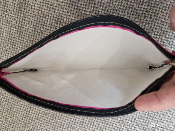 Косметичка с пайетками Новая