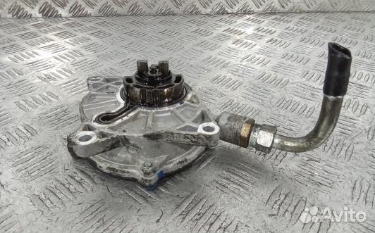 Насос вакуумный ssang yong rodius 1 (EEA27KX01)