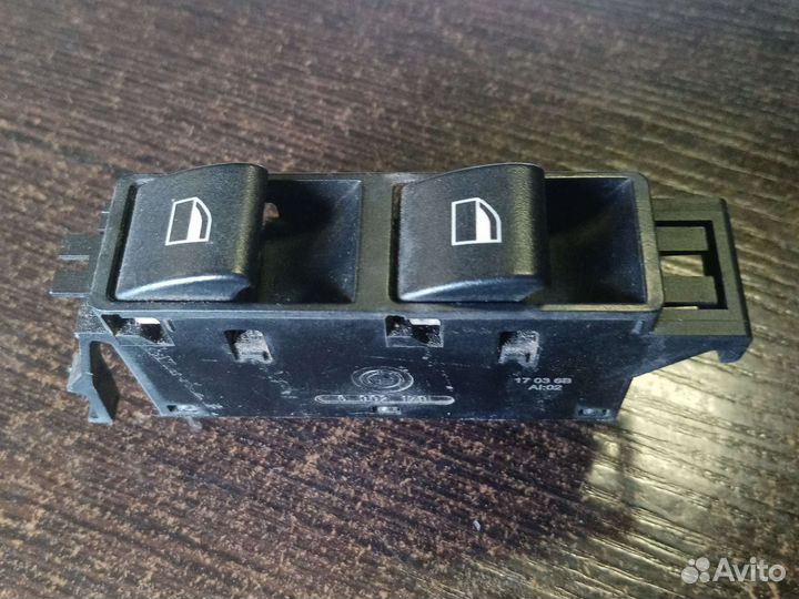Кнопка стеклоподьемника BMW E46