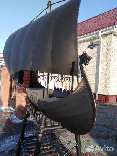 Мангал-корабль