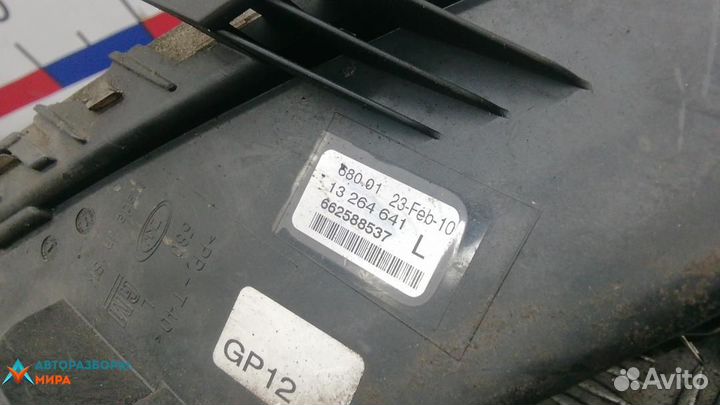 Фара левая Opel Astra J 2010