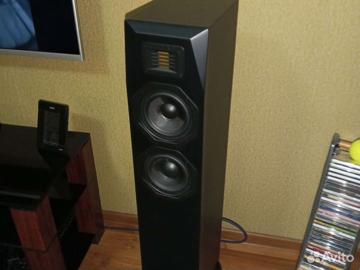 Новая напольная акустика Airmotiv T Zero+