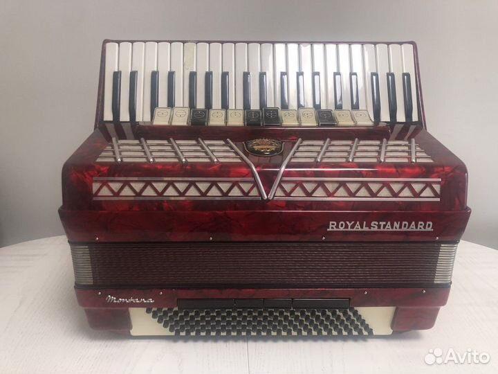 Аккордеон royal standart montana