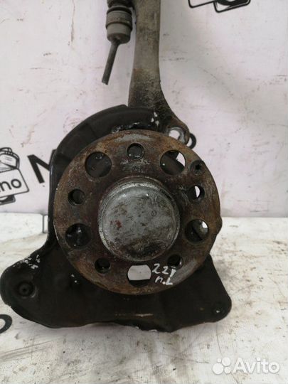 Кулак поворотный передний левый Mercedes W221 Rest