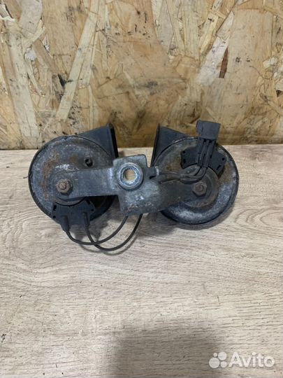 Сигнал звуковой Ford Kuga 1