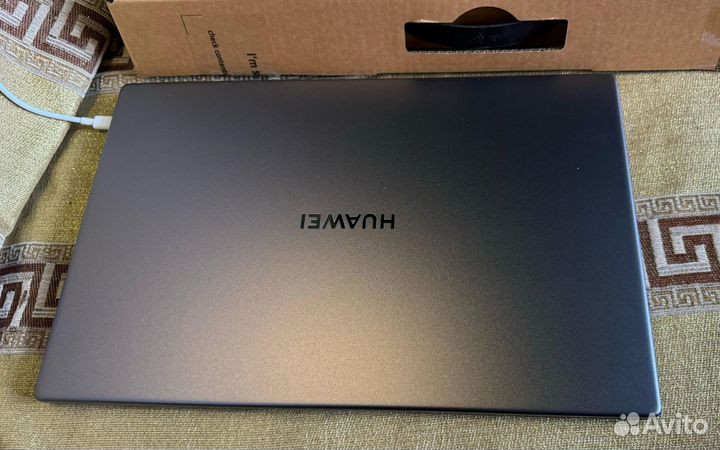 Huawei BoDE-WDH9 MateBook D 15 ноутбук