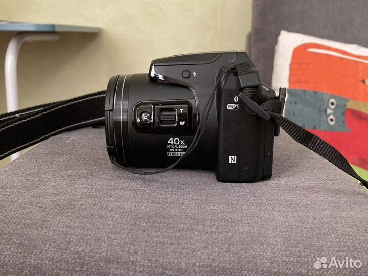 Зеркальный фотоаппарат