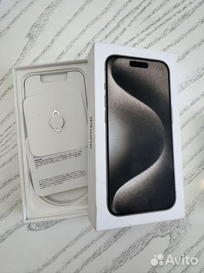 iPhone 15 Pro, 256 ГБ