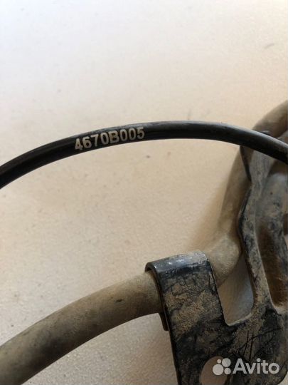 Mitsubishi L200 Pajero sport 3 датчик абс