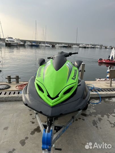 Продам гидроцикл Kawasaki ultra 300x