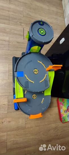 Парковка трек