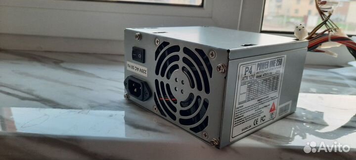 Блок питания для пк power ONE