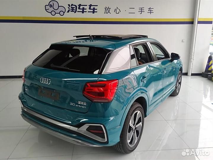 Audi Q2L e-tron 136 л.с. AT, 2022, 26 000 км